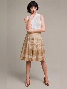 VTG Designer Gold Metallic Pleated Women's Skirt Beautiful NWOTS Silk lined